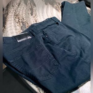 English Laundry Like New Black Cotton Pants with Leather Logo Patch